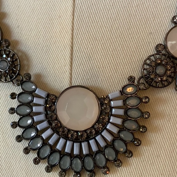 Park Lane statement necklace - Picture 7 of 9